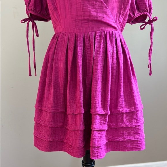 Lulu's Always Precious Magenta Puff Sleeve Tiered Tie Back Mini Dress Size L - Picture 8 of 13